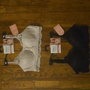 Bali Lace Wirefree Bra Duo In Size Small